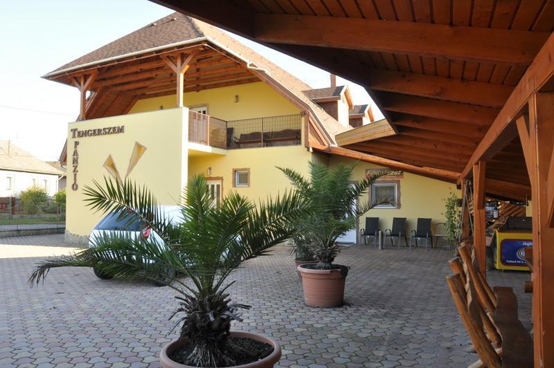 Tengerszem Panzio Bed and Breakfast Bánk Buitenkant foto