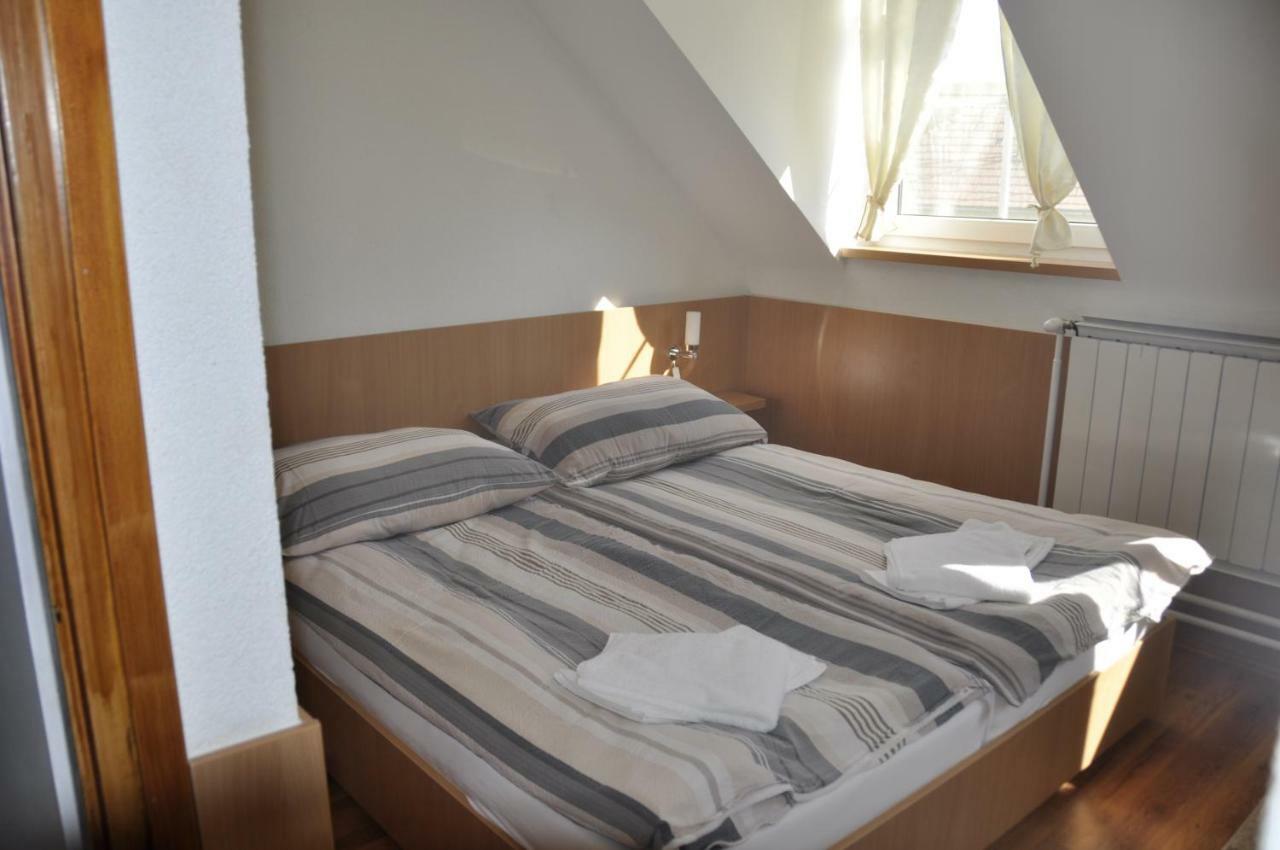 Tengerszem Panzio Bed and Breakfast Bánk Buitenkant foto